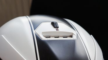 Attól drága, hogy nem izzadsz bele, hogy jó a komfortod -  a jó túracuccnál minden számít, ami városban kicsit zavaró, az egész napos használatban őrjítő