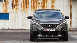 Ugye senki sem nézte holmi egyterűnek?! Helyes!