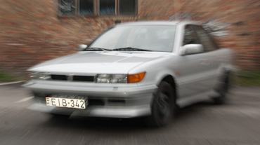 1719719_2ef9a8e3dcbde67ae5fbc98367186f59_wm.jpg