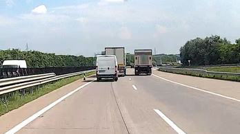 17874978_1084816_963cd1ed9727400aeab8a81176f059da_wm.jpg