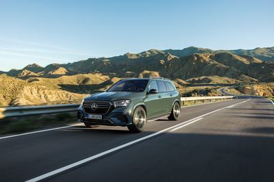 Der neue Mercedes-Benz GLS, 2026Lackierung: DARK PETROLPolsterung: MANUFAKTUR Nappa Leder tartuffobraun The new Mercedes-Benz GLS, 2026.Exterior: DARK PETROLInterior: MANUFAKTUR nappa leather truffle brown