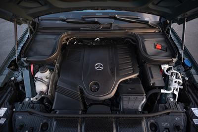 Der neue Mercedes-Benz GLS, 2026Lackierung: DARK PETROLPolsterung: MANUFAKTUR Nappa Leder tartuffobraun The new Mercedes-Benz GLS, 2026.Exterior: DARK PETROLInterior: MANUFAKTUR nappa leather truffle brown