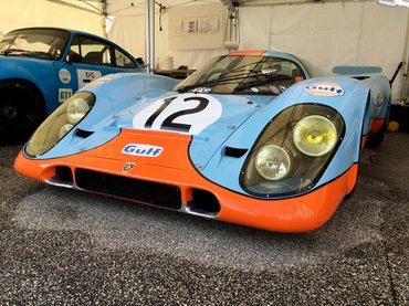 Ez a színkombináció évtizedek óta a motorsport-őrültek kedvence