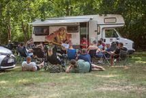 Aki csak kempingbe jár, annak nem annyira fontos a felügyeleti rendszer