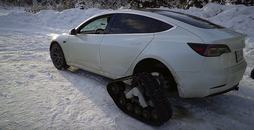 tesla-model-3-snow-tracks-standard-range-plus