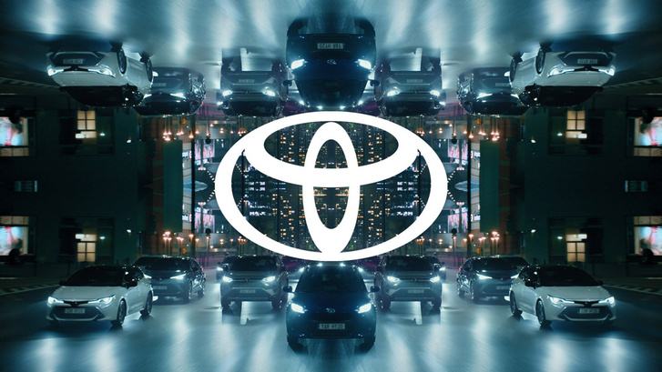 A Toyota új vezérigazgatója szerint túl sok modellt gyártanak
