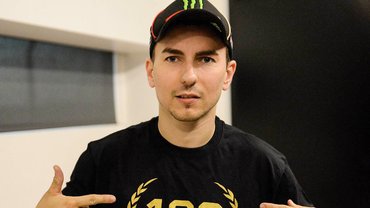 jorge lorenzo - movistar yamaha motogp - 100 wc