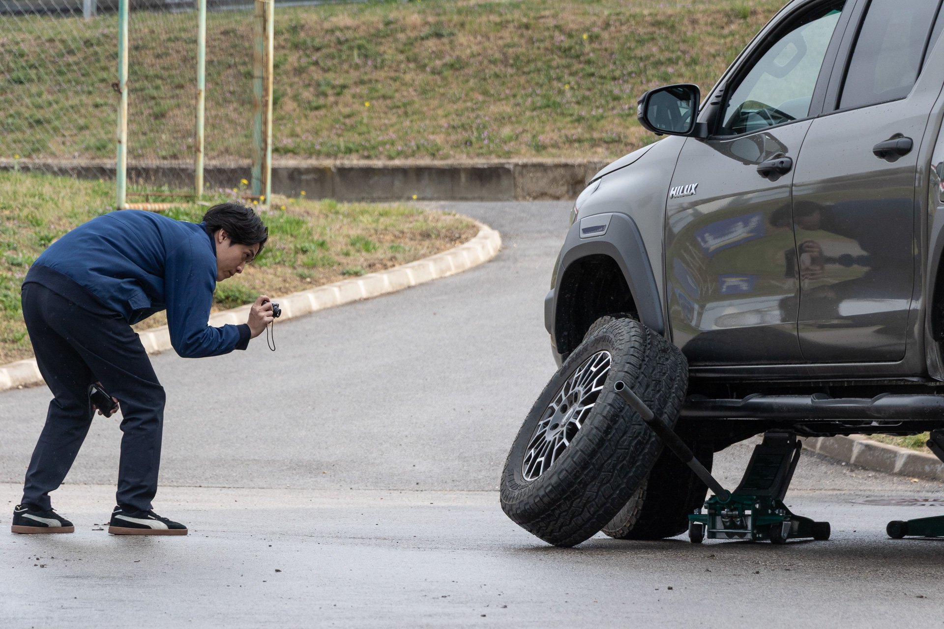 Don’t Replace Tires Too Early: Worn Tires Still Offer Grip | Totalcar