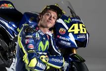 2016-Yamaha-YZR-M1-Valentino-Rossi-45