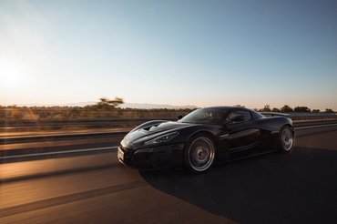 Nico-Rosberg-Rimac-Nevera-3