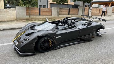 pagani-zonda-hp-barchetta-crash