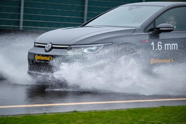 Aquaplaning - Tread depth comparison (13)