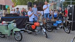 50581031_3856199_c666fc7d672eb3adde3262d71364197d_wm.jpg