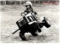 young-paul-swift-black-and-white tcm25-761255 Totalcar