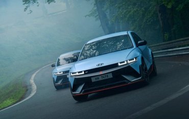 hyundai-ioniq-5-n-debut-goodwood-2023-road-exterior-front-02 wid