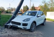 Az összetört Porsche. - Forrás: Tények