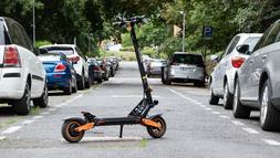 Városban van igazán érteléme e-rollerezni.