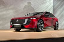 A 6e még mindig Mazda Kodo dizájnnyelv szerint készült, pedig a lemezek alatt inkább kínai