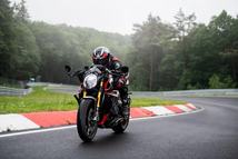 BRUTALE 1000 NURBURGRING ACTION (3)
