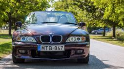 Esztétikai bajok vannak, de mechanikailag tartja magát