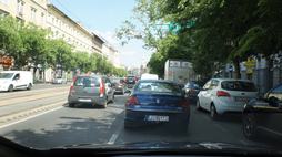 ...miután tömörültünk a körúton.