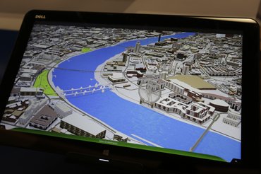 Egy ilyen részletes, nagy felbontású, sok "landmarkot" tartalmazó térkép futtatása elég nagy rendszerigényű