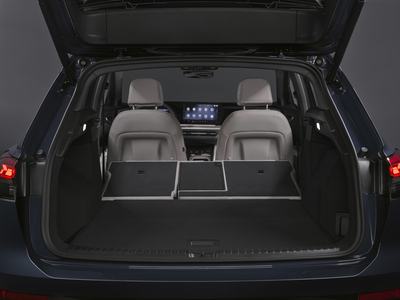 Studio photo, interior, trunk volume up to 1,487 liters with rear seats folded down