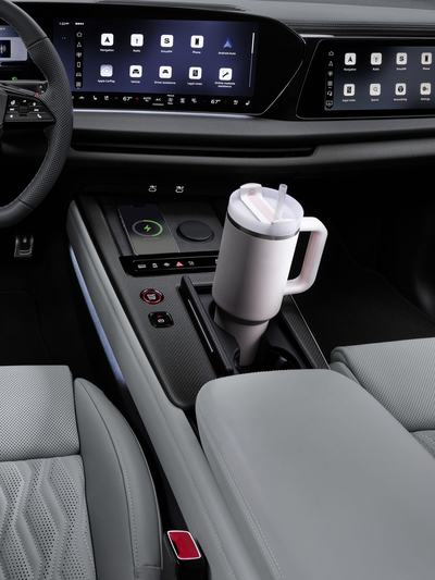 Studio photo, interior, center console