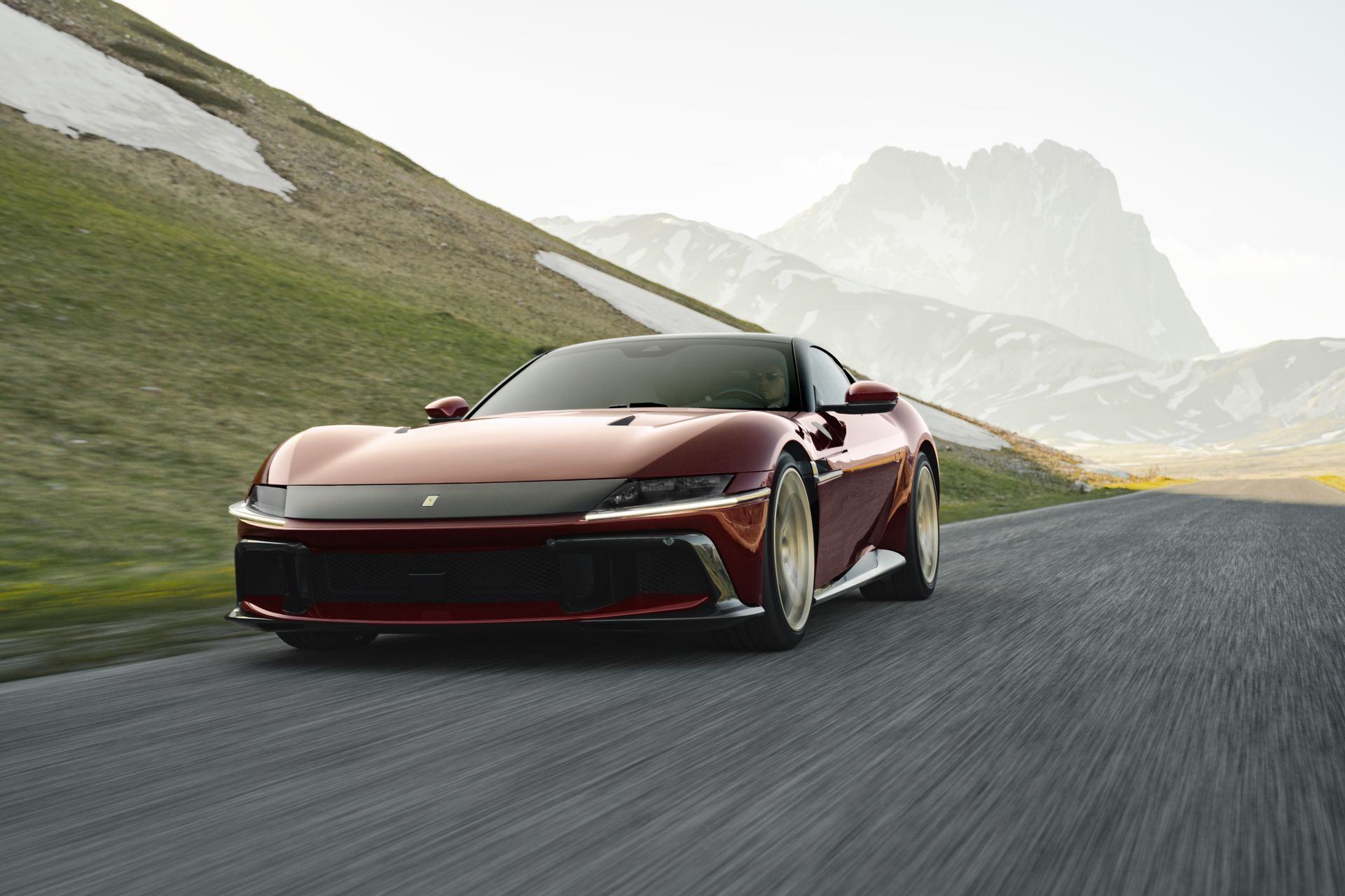 Manuál váltós Ferrari érkezett, és igazából automata
