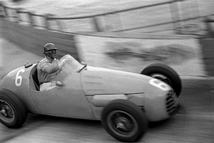 Hermano da Silva Ramos, Gordini T16, Grand Prix of Monaco, Circuit de Monaco, 13 May 1956. Brazilian born Hermano "Nano" da Silva Ramos drove the French Gordini T16 to a fine 5th position in the 1956 Monaco Grand Prix. (Photo by Bernard Cahier/Getty Images)
