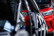 ZWICKAU, GERMANY - OCTOBER 13: A Volkswagen ID.3 electric car is seen on a production line at the Volkswagen electric car factory on October 13, 2025 in Zwickau, Germany. Volkswagen has succeeded in ramping up its electric car sales in Europe by over 75% compared to one year ago. (Photo by Jens Schlueter/Getty Images)