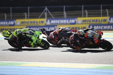 GOIANIA, BRAZIL - MARCH 22: Red Bull KTM Factory Racing's Brad Binder (R), Pro Honda LCR's Diogo Moreira (C) and Pertamina Enduro VR46 Racing Team's Franco Morbidelli compete during MotoGP - Brazil Grand Prix at the Autodromo Internacional Ayrton Senna, in Goiania, Brazil on March 22, 2026. (Photo by Mateus Bonomi/Anadolu via Getty Images)