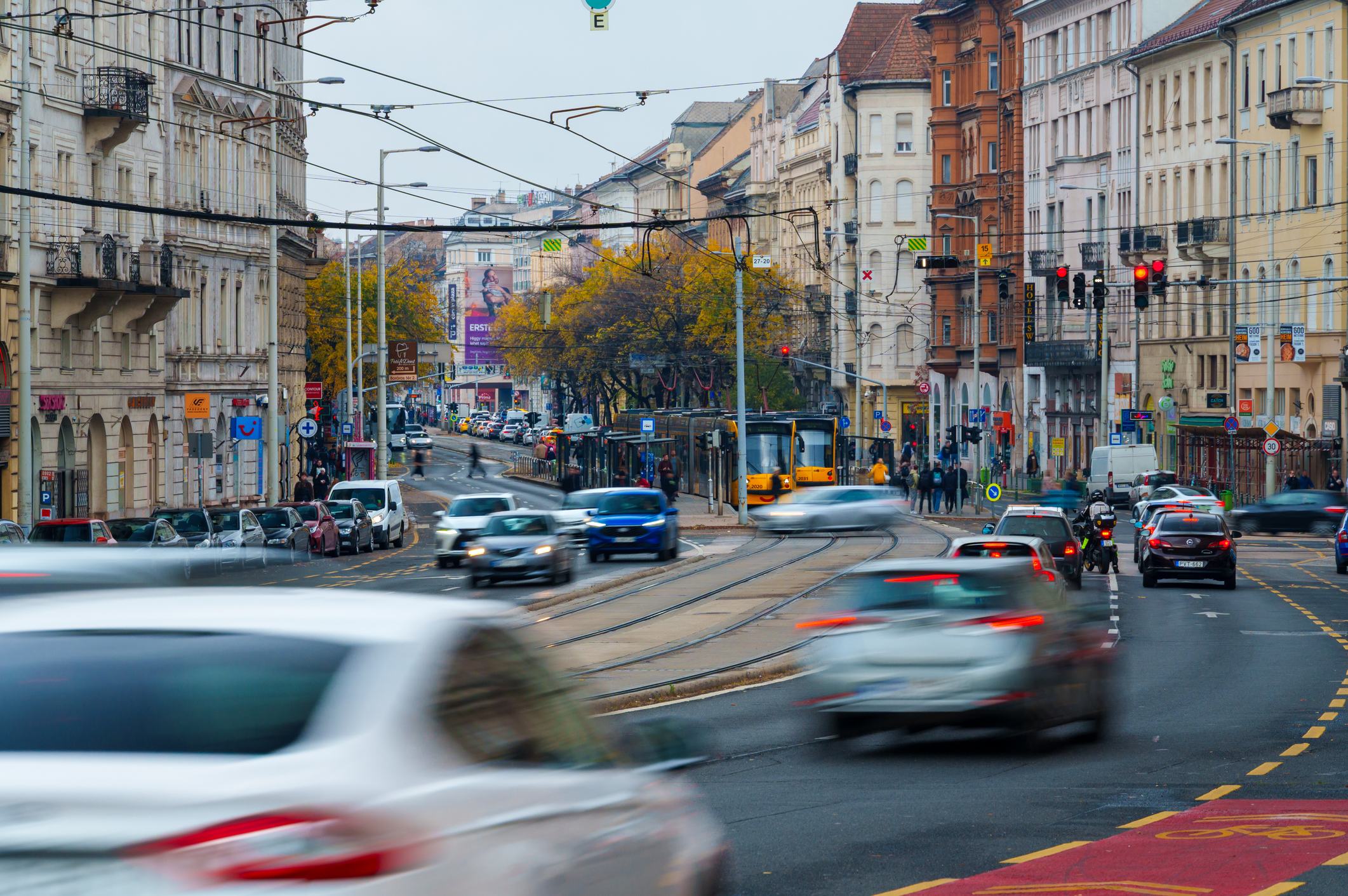 600 ezer magyar autós még most is adós a NAV-nak