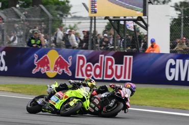 LE MANS, FRANCE - MAY 10: Jorge Martin of Spain riding the Aprilia Racing bike (89) during the MotoGP of France at Circuit Bugatti on May 10, 2026 in Le Mans, France. (Photo by Gold & Goose Photography/Getty Images)