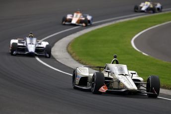 INDIANAPOLIS, INDIANA - MAY 24: Felix Rosenqvist, driver of the #60 Meyer Shank w/ Curb-Agajanian Honda leads a pack of cars during the NTT IndyCar Series 110th Running of the Indianapolis 500 at Indianapolis Motor Speedway on May 24, 2026 in Indianapolis, Indiana. (Photo by Justin Casterline/Getty Images)