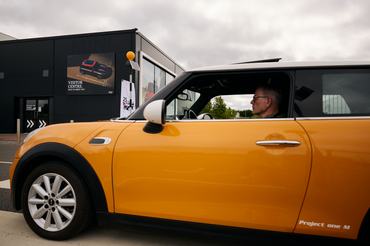 P90646643_highRes_mini-cooper-d-1-000-