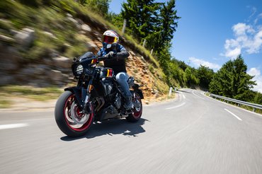 SUZUKI  GSX-8T & 8TT Launch_2352