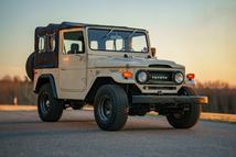 Toyota-FJ40-Legacy-Overland-1-2048x1366