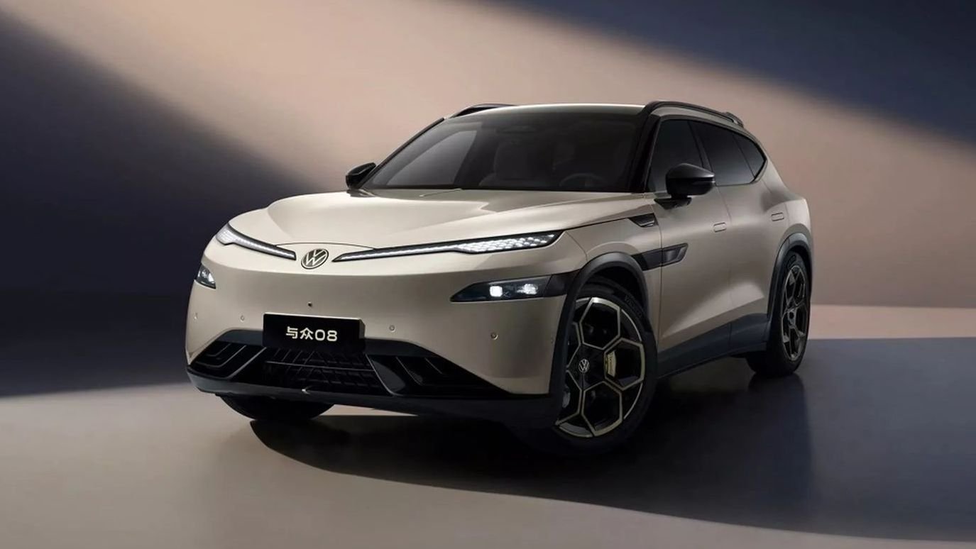 Chinese Volkswagen SUV with Light-Up Wolf Design