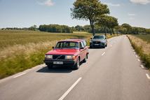 Volvo XC60 & Volvo 240 (1)