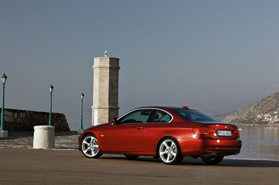 The new BMW 3 Series Coupй (01/2010)