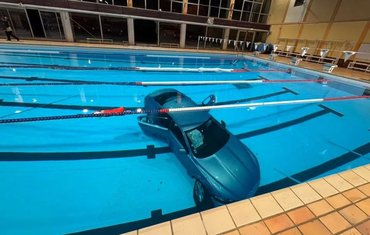 car-ended-main-pool-two-1045353821_result