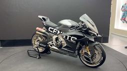 cfmoto-eicma-2025-v4-sr-rr