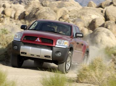 mitsubishi_raider_durocross_7