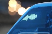 rendőrautó-kékvillogó-policehu