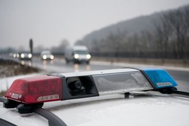 rendőrautó-kékvillogó-policehu