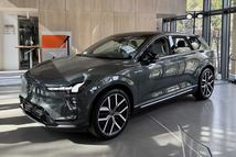 volvo_ex_60__budapest_1